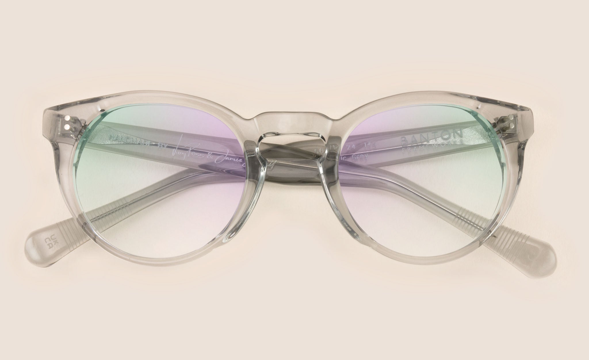 Round crystal clear eyeglasses